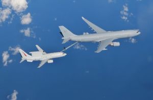 RAAF completes boom refuelling trials between KC-30A Multi-Role Tanker Transport and E-7A Wedgetail
